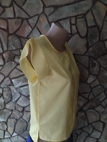 Zuta kosulja vel M
Super ocuvana na lalafo.rs — 4 Zuta kosulja vel M
Super ocuvana — 4