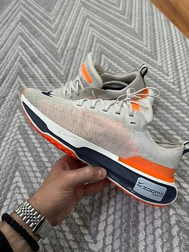 Nike Invincible Run 3 patike za trčanje - Model: Nike ZoomX at lalafo.rs — 6 Nike Invincible Run 3 patike za trčanje - Model: Nike ZoomX — 6