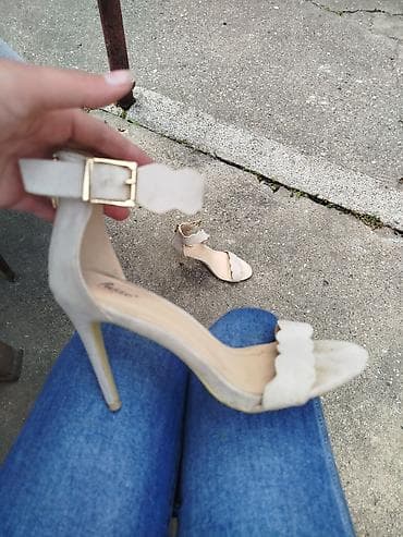 Drvena dečija hranilica/stolica sa sklopivim/pomernim tacnom - na lalafo.rs — 3 Drvena dečija hranilica/stolica sa sklopivim/pomernim tacnom - — 3