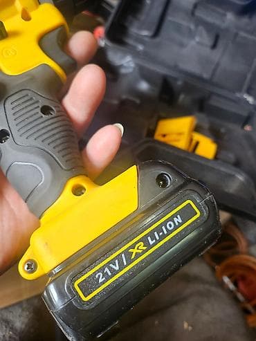 Cordless Power Tools: Bežična akumulatorska bušilica/odvijač 21V Li‑ion Busilica ispravan at lalafo.rs — 6 Cordless Power Tools: Bežična akumulatorska bušilica/odvijač 21V Li‑ion Busilica ispravan — 6