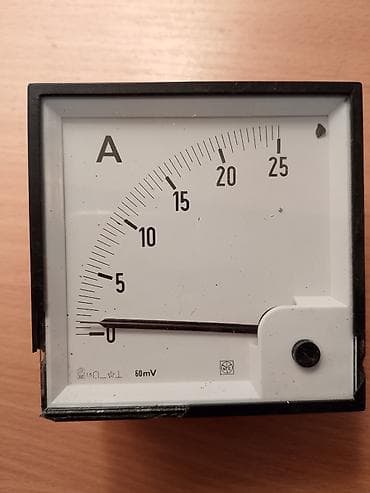 Analogni ampermetar panelni, kvadratni format. - Opseg merenja: 0–25 at lalafo.rs Analogni ampermetar panelni, kvadratni format. - Opseg merenja: 0–25