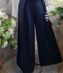 S (EU 36), Visok struk, Drugi kroj pantalona na lalafo.rs S (EU 36), Visok struk, Drugi kroj pantalona