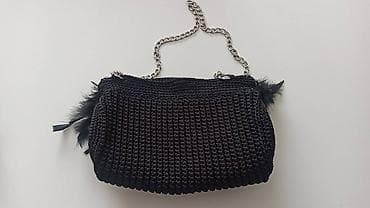 Elegantna ručno heklana crna torba sa perjem i bisernim lancem Ova na lalafo.rs — 7 Elegantna ručno heklana crna torba sa perjem i bisernim lancem Ova — 7
