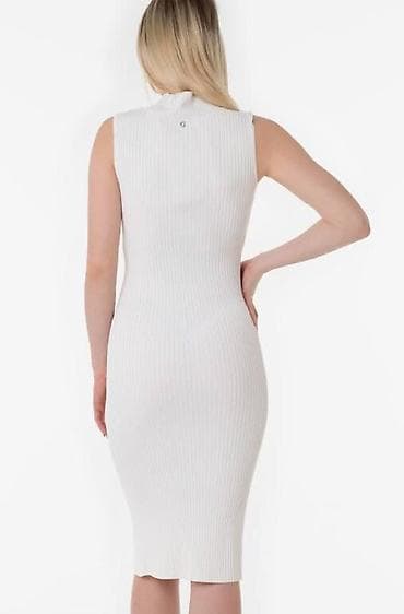 Guess nova haljina. viskoza i pamuk. M velicina na lalafo.rs — 5 Guess nova haljina. viskoza i pamuk. M velicina — 5