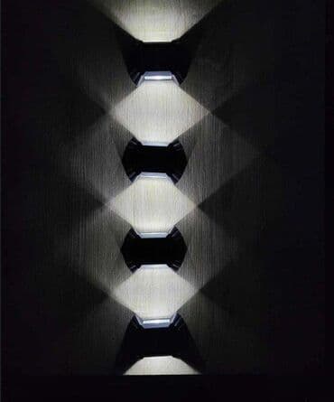 Baštenska rasveta: Solarne zidne lampe gore dole. Cena dok traju zalihe! U setu dolaze 4 na lalafo.rs — 4 Baštenska rasveta: Solarne zidne lampe gore dole. Cena dok traju zalihe! U setu dolaze 4 — 4