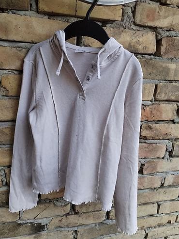 Waikiki duks, veličina 152. - Model: tanji duks sa kapuljačom i at lalafo.rs — 1 Waikiki duks, veličina 152. - Model: tanji duks sa kapuljačom i — 1