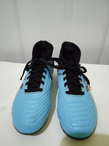 Sports & Leisure: Lepo ocuvane Adidas Predator kopačke – broj 33 - Model: Adidas at lalafo.rs — 2 Sports & Leisure: Lepo ocuvane Adidas Predator kopačke – broj 33 - Model: Adidas — 2