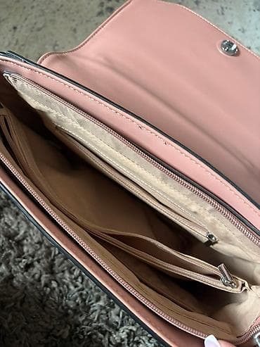 Elegantna ženska torba Pink Cosmo - Model: strukturisana tašna sa na lalafo.rs — 4 Elegantna ženska torba Pink Cosmo - Model: strukturisana tašna sa — 4