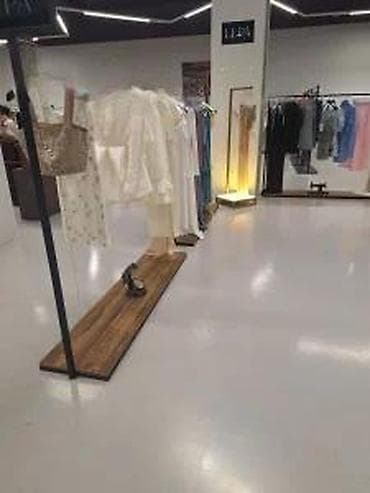 OPREMANJE BUTIKA ŠTENDERI ZA HALJINE GX77 | na lalafo.rs OPREMANJE BUTIKA ŠTENDERI ZA HALJINE GX77 |