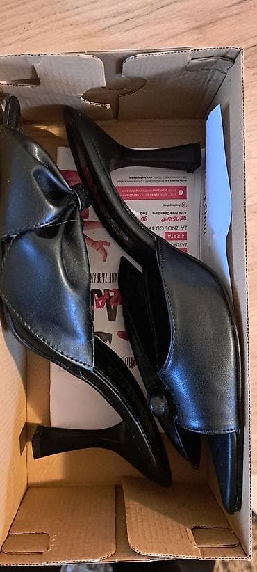 Crne elegantne ženske papuce sa štiklom. - Model: otvorenih peta at lalafo.rs — 1 Crne elegantne ženske papuce sa štiklom. - Model: otvorenih peta — 1