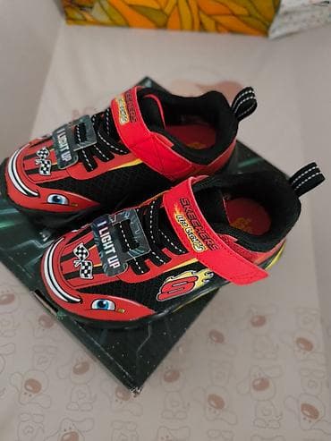 Dečije patike Skechers S Lights – Hot Lights, sa svetlećim efektima na lalafo.rs — 2 Dečije patike Skechers S Lights – Hot Lights, sa svetlećim efektima — 2