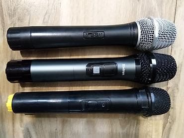 Bežični mikrofoni – set ručnih UHF mikrofona - Tri ručna mikrofona na lalafo.rs Bežični mikrofoni – set ručnih UHF mikrofona - Tri ručna mikrofona