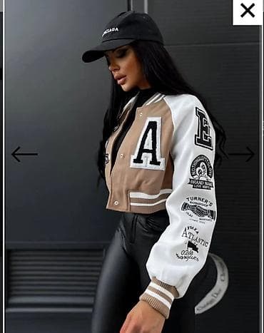 Kratka varsity jakna – ženska - Model: krojena „college/varsity“ at lalafo.rs — 2 Kratka varsity jakna – ženska - Model: krojena „college/varsity“ — 2