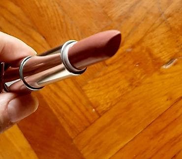 Maybelline New York Color Sensational ruž za usne 211 Rosey Risk Ruž at lalafo.rs — 6 Maybelline New York Color Sensational ruž za usne 211 Rosey Risk Ruž — 6