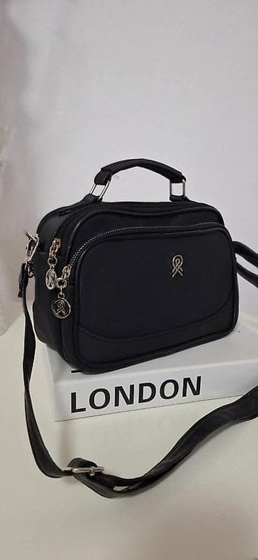 ✨Ženska crossbody torba – crna
✨3300 din
✨25x18 at lalafo.rs — 1 ✨Ženska crossbody torba – crna
✨3300 din
✨25x18 — 1