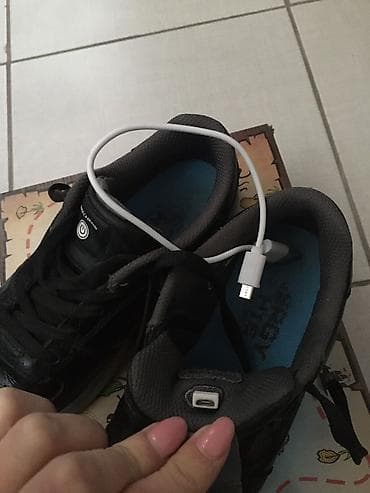 Skechers decije patike za dečake - svetleci model Veoma malo na lalafo.rs — 2 Skechers decije patike za dečake - svetleci model Veoma malo — 2