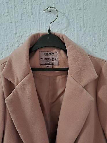 Na prodaju ženski kaput, očuvan kao nov, veličina M, ime elastina at lalafo.rs — 2 Na prodaju ženski kaput, očuvan kao nov, veličina M, ime elastina — 2