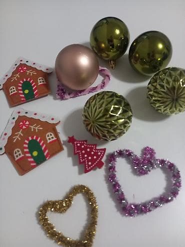 Novogodišnji ukrasi – ručni rad. 20 ukrasa + 1 vencic 32 cm na lalafo.rs — 8 Novogodišnji ukrasi – ručni rad. 20 ukrasa + 1 vencic 32 cm — 8