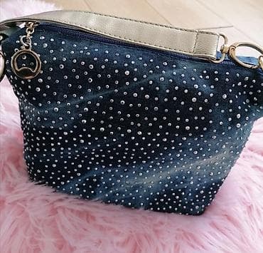 Predivna tašna sa cirkonima
Nova
Uvoz Francuska at lalafo.rs — 4 Predivna tašna sa cirkonima
Nova
Uvoz Francuska — 4