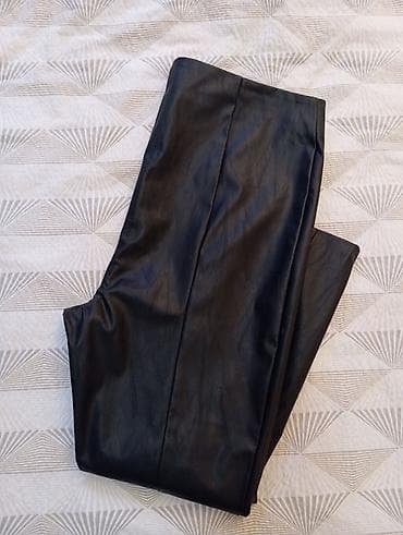 pantalone butiku ali: Crne ženske pantalone od eko kože (F&F). - Model: uske/skinny sa na lalafo.rs — 1 pantalone butiku ali: Crne ženske pantalone od eko kože (F&F). - Model: uske/skinny sa — 1