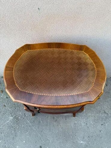 Antique Dressers: Stilska okrugla komoda u intarzijama - ODLIČNO STANJE 🌟 Komoda u at lalafo.rs — 12 Antique Dressers: Stilska okrugla komoda u intarzijama - ODLIČNO STANJE 🌟 Komoda u — 12