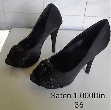 Elegantne crne salonke od satena sa otvorenim prstima. Model sa na lalafo.rs Elegantne crne salonke od satena sa otvorenim prstima. Model sa