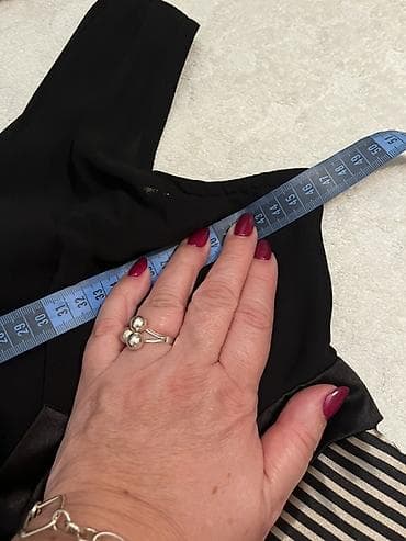 Elegantna haljina na pruge, crno-bela kombinacija.M/L - Gornji deo na lalafo.rs — 7 Elegantna haljina na pruge, crno-bela kombinacija.M/L - Gornji deo — 7