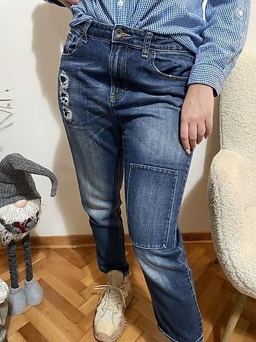 Benetton farmerke. Urban, casual stil – lako se kombinuje sa na lalafo.rs — 2 Benetton farmerke. Urban, casual stil – lako se kombinuje sa — 2