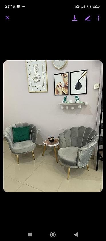 Garnitura SHELL
- Cena garniture je 430e na lalafo.rs — 1 Garnitura SHELL
- Cena garniture je 430e — 1