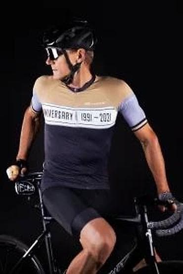 Equipment for cyclists: DRES F ANNIVERSARY KRATKI RUKAV, CRNA-ZLATNA | Dres je dizajniran za at lalafo.rs — 8 Equipment for cyclists: DRES F ANNIVERSARY KRATKI RUKAV, CRNA-ZLATNA | Dres je dizajniran za — 8