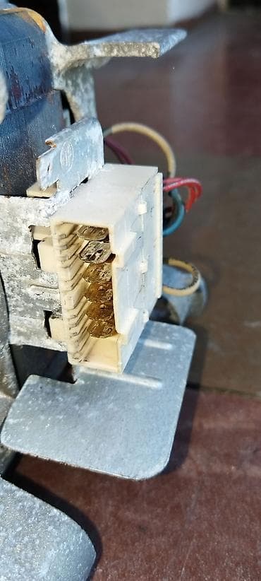 Motori i elektronike za veš mašine – provereni i ispravni Dostupni na lalafo.rs — 5 Motori i elektronike za veš mašine – provereni i ispravni Dostupni — 5