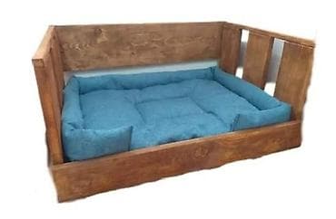 Drveni krevet za pse sa integrisanim postoljem za činije - na lalafo.rs Drveni krevet za pse sa integrisanim postoljem za činije -