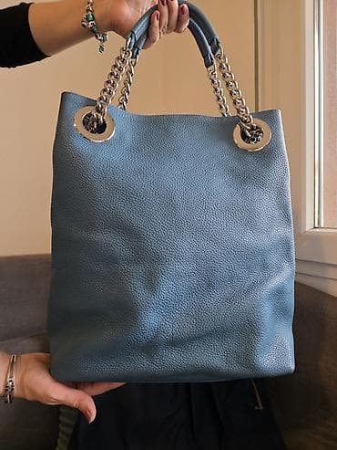 Ženska torba – The Bridge Wayfarer (logo na pločici) - Model: velika at lalafo.rs — 5 Ženska torba – The Bridge Wayfarer (logo na pločici) - Model: velika — 5