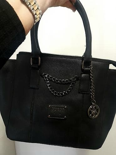 GUESS ženska torba – crna,kao nova - Model: elegantna tote/šopper na lalafo.rs GUESS ženska torba – crna,kao nova - Model: elegantna tote/šopper