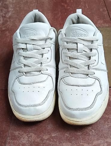 Ženske patike Kronos – broj 39 (gaziste 26 cm) - Model: bele niske na lalafo.rs — 5 Ženske patike Kronos – broj 39 (gaziste 26 cm) - Model: bele niske — 5