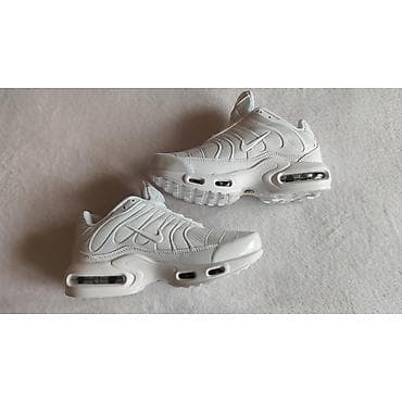 Nike Air Max Plus patike 36 NOVO Sniženje Cele bele sa vazdusnim at lalafo.rs — 3 Nike Air Max Plus patike 36 NOVO Sniženje Cele bele sa vazdusnim — 3