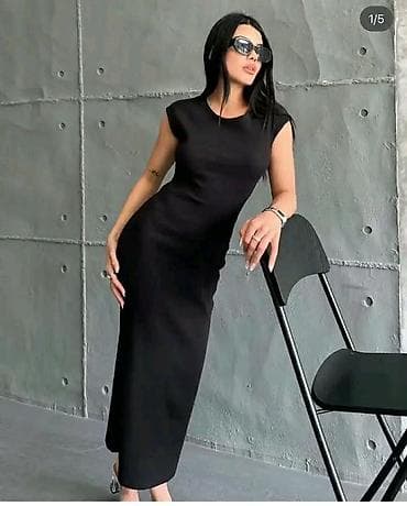 Elegantna duga haljina bez rukava - Kroj: uska silueta, dužina do na lalafo.rs Elegantna duga haljina bez rukava - Kroj: uska silueta, dužina do