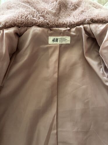 Kaputic i bundica za devojcice velicina 4,malo noseno,komad 2000dinara na lalafo.rs — 7 Kaputic i bundica za devojcice velicina 4,malo noseno,komad 2000dinara — 7