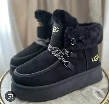 Ugg obuća bоја - Crna na lalafo.rs — 1 Ugg obuća bоја - Crna — 1