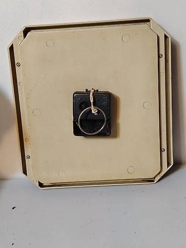 Citizen zidni kvarcni sat Ispravan,ocuvan,originalni mehanizam Iz na lalafo.rs — 2 Citizen zidni kvarcni sat Ispravan,ocuvan,originalni mehanizam Iz — 2