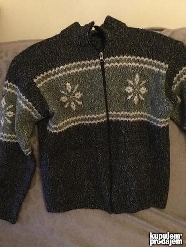 Original Pierre Cardin dzemper M TOP 80% Shurwolle ( cista seljacka na lalafo.rs — 1 Original Pierre Cardin dzemper M TOP 80% Shurwolle ( cista seljacka — 1