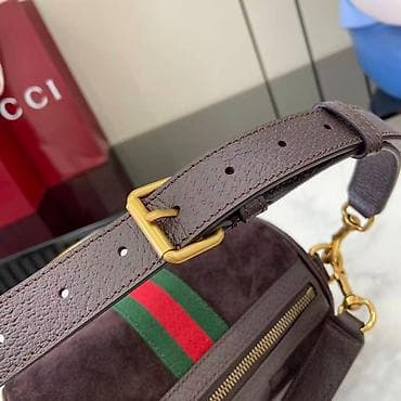 Gucci torba – mini barrel/duffle model od tamno braon brušene kože na lalafo.rs — 2 Gucci torba – mini barrel/duffle model od tamno braon brušene kože — 2