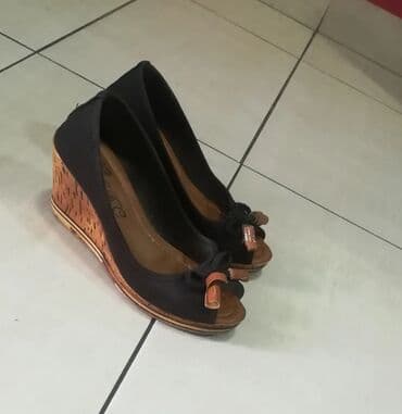 Sandale, 37 na lalafo.rs Sandale, 37
