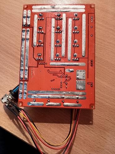Electronics: NEISPRAVAN regulator sa slike - za delove. Ide u kompletu, onako kao at lalafo.rs — 3 Electronics: NEISPRAVAN regulator sa slike - za delove. Ide u kompletu, onako kao — 3