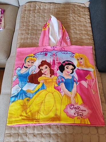 Dečiji pončo sa kapuljačom, idealan za plažu ili bazen. Dostupan je sa at lalafo.rs — 3 Dečiji pončo sa kapuljačom, idealan za plažu ili bazen. Dostupan je sa — 3