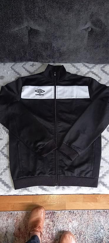 Nova umbro trenerka velicine 14/16 godina na lalafo.rs — 6 Nova umbro trenerka velicine 14/16 godina — 6