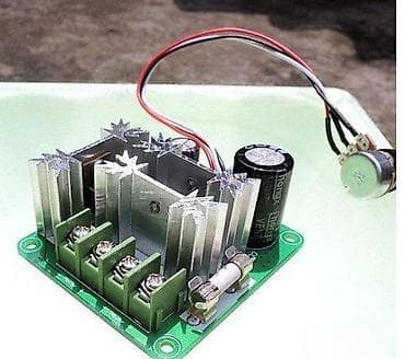 Electric Motors: Regulator brzine AC motora / Dimer snage sa potenciometrom Opis: - at lalafo.rs — 2 Electric Motors: Regulator brzine AC motora / Dimer snage sa potenciometrom Opis: - — 2