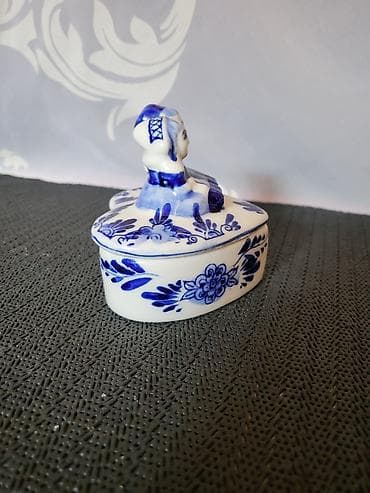 Satula nova vintaz delft holandski,rucno oslikana. Nova holandska na lalafo.rs — 4 Satula nova vintaz delft holandski,rucno oslikana. Nova holandska — 4