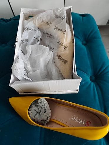 Ženske salonke – Escalier Rouge - Model: klasične špic salonke - na lalafo.rs — 3 Ženske salonke – Escalier Rouge - Model: klasične špic salonke - — 3