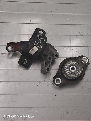 Transport: Panda 3 nosači motora 1.2 benzinac at lalafo.rs — 1 Transport: Panda 3 nosači motora 1.2 benzinac — 1